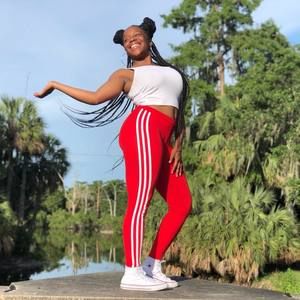 Meet your Posher, Kyra